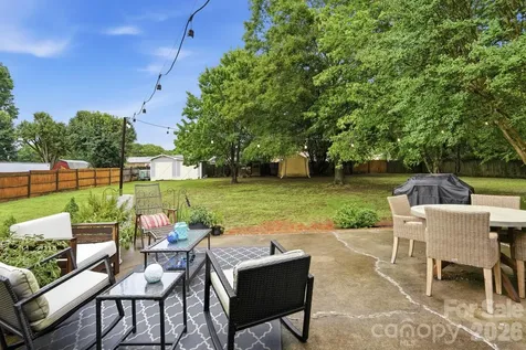 913 SW Gasser Drive SW Concord NC 28027