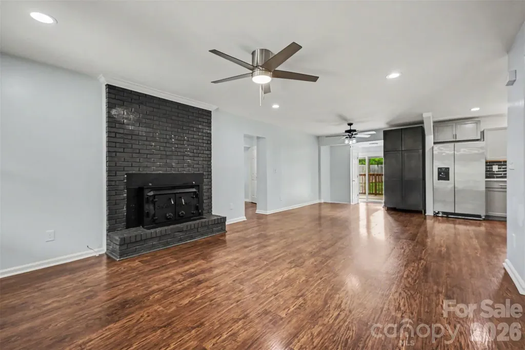 9902 Forest Drive Charlotte NC 28216