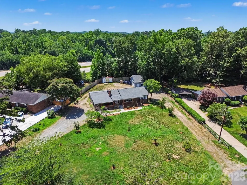 9902 Forest Drive Charlotte NC 28216