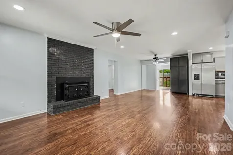 9902 Forest Drive Charlotte NC 28216