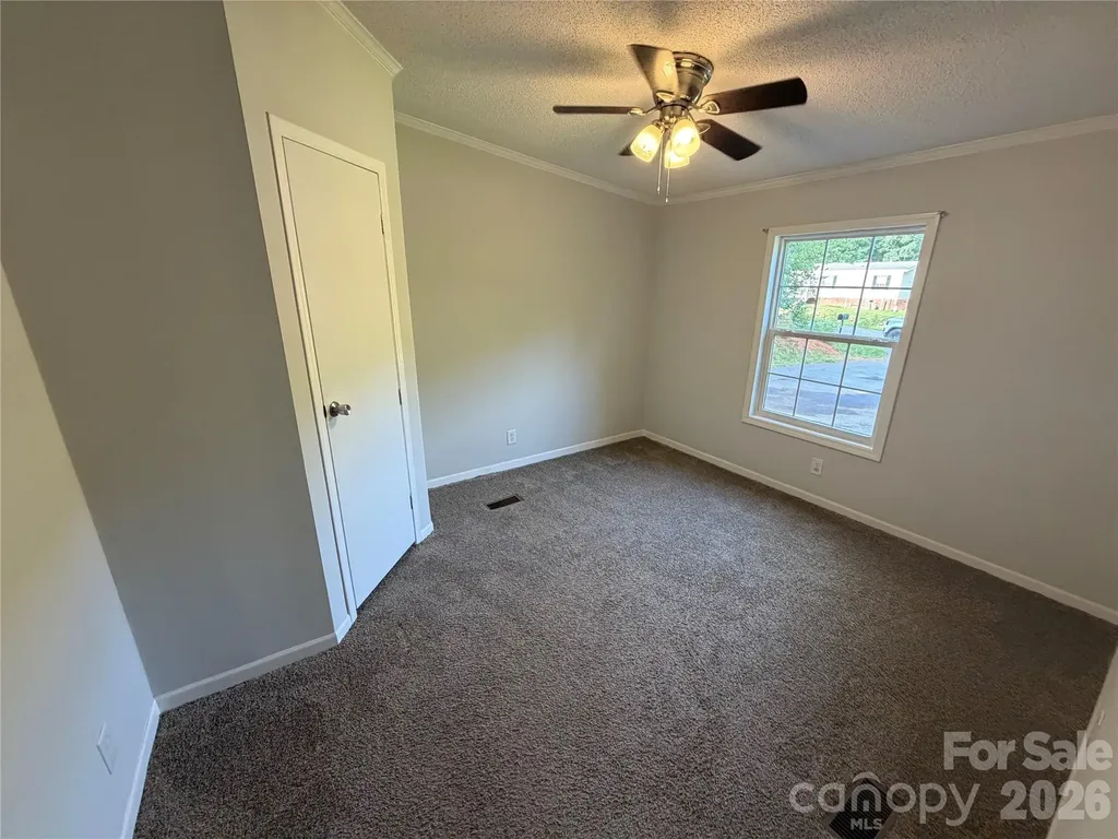 4222 Brookwood Place Lenoir NC 28645