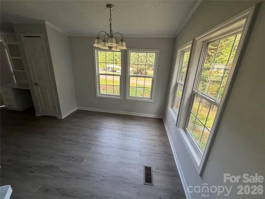 4222 Brookwood Place Lenoir NC 28645