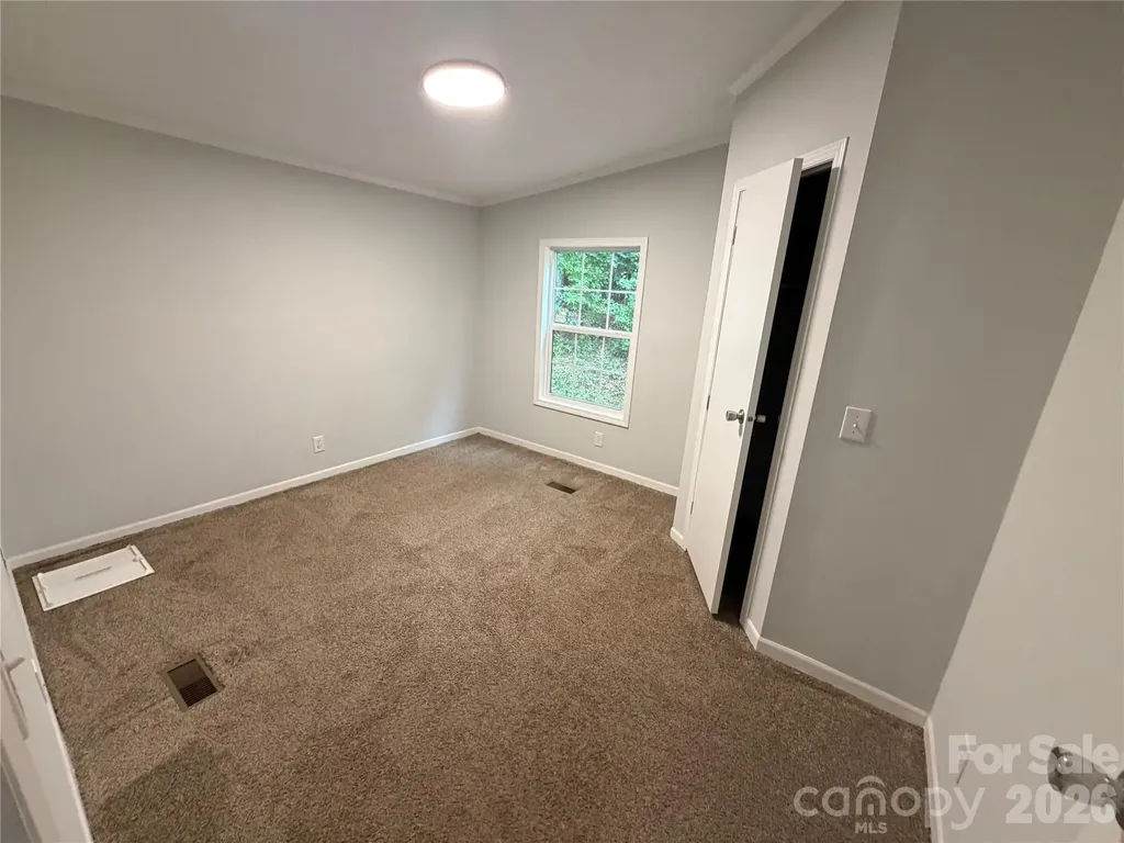 4222 Brookwood Place Lenoir NC 28645