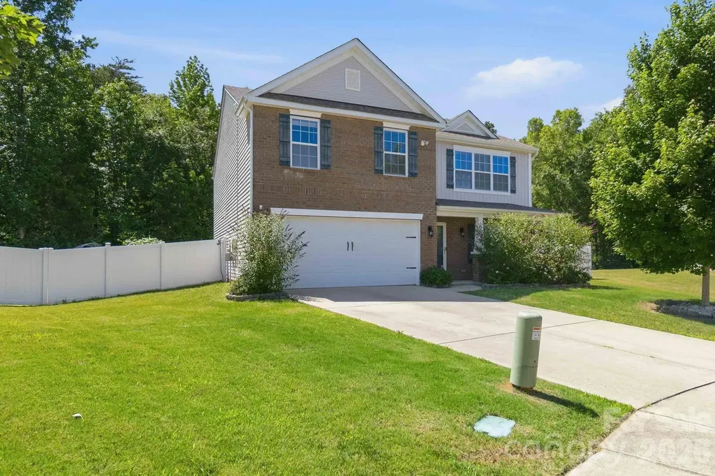 5904 Ellimar Field Lane Charlotte NC 28215