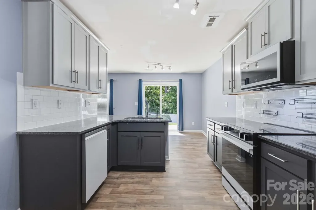 5904 Ellimar Field Lane Charlotte NC 28215