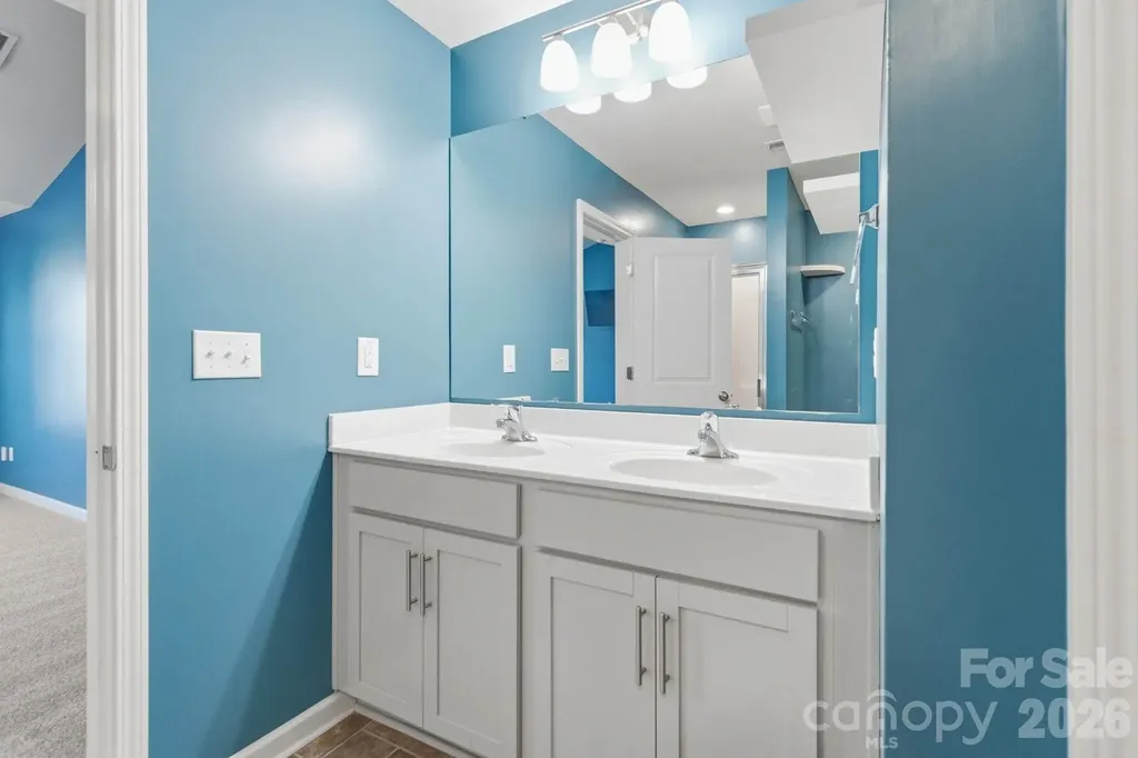 5904 Ellimar Field Lane Charlotte NC 28215