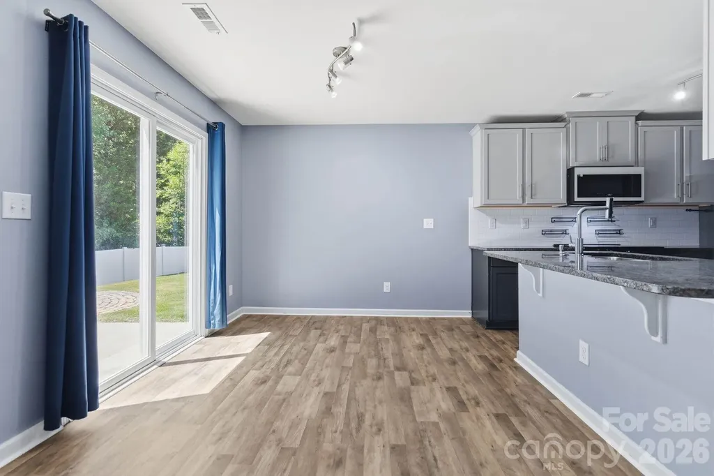 5904 Ellimar Field Lane Charlotte NC 28215