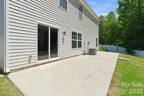 5904 Ellimar Field Lane Charlotte NC 28215