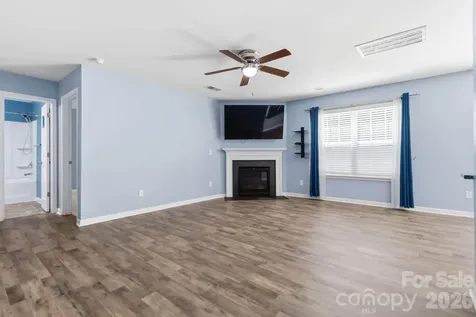 5904 Ellimar Field Lane Charlotte NC 28215