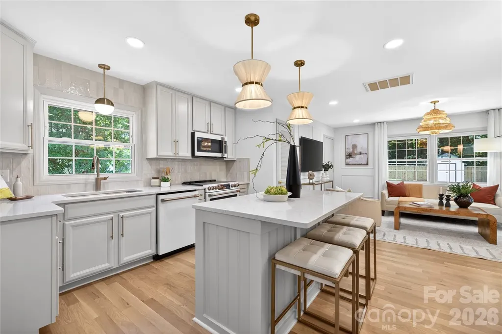 4408 Ivanhoe Place Charlotte NC 28205