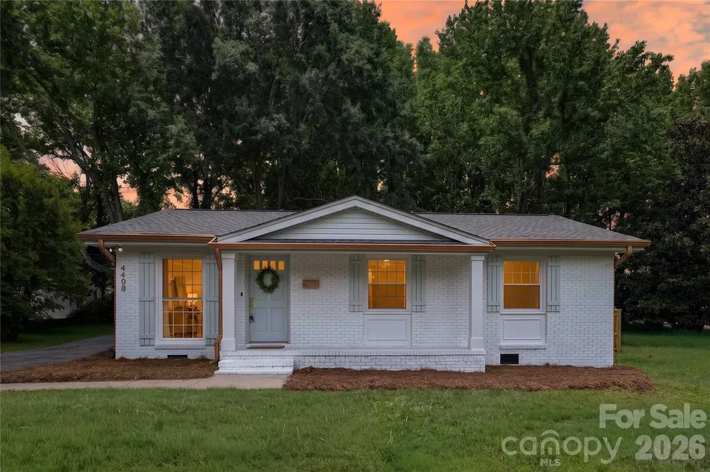 4408 Ivanhoe Place Charlotte NC 28205