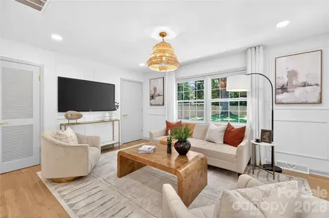 4408 Ivanhoe Place Charlotte NC 28205