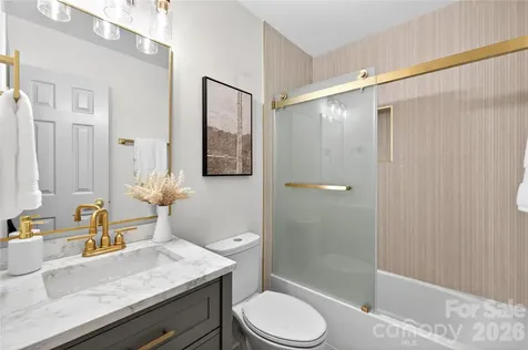 4408 Ivanhoe Place Charlotte NC 28205