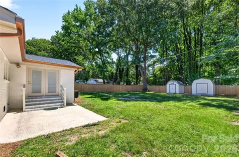 4408 Ivanhoe Place Charlotte NC 28205