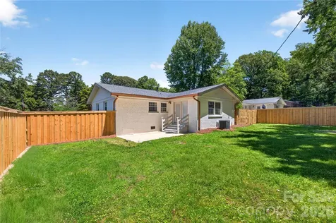 4408 Ivanhoe Place Charlotte NC 28205