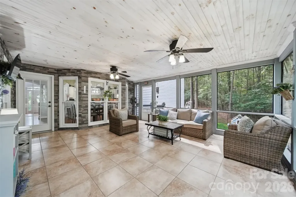 6253 Riviera Run Estates Drive Hickory NC 28601