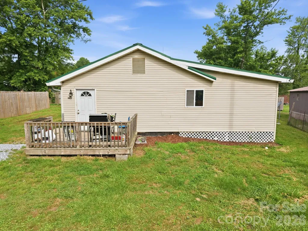 104 Jody Street East Flat Rock NC 28726