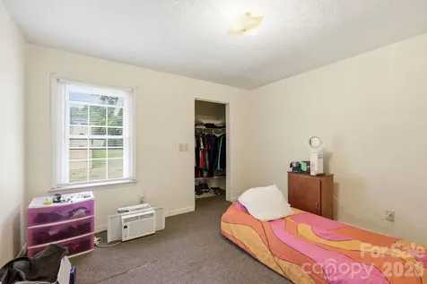 104 Jody Street East Flat Rock NC 28726