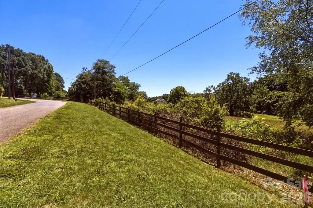 2687 Ra Adin Drive Newton NC 28658