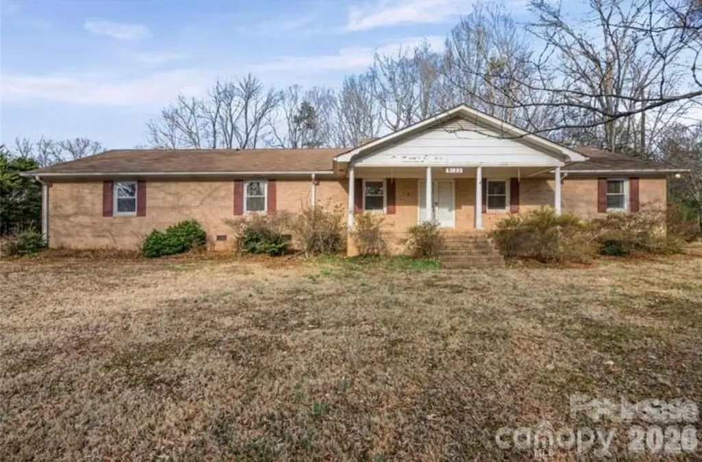 8122 Knollwood Circle Charlotte NC 28213