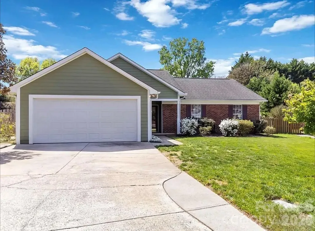 12100 Landing Green Drive Charlotte NC 28277