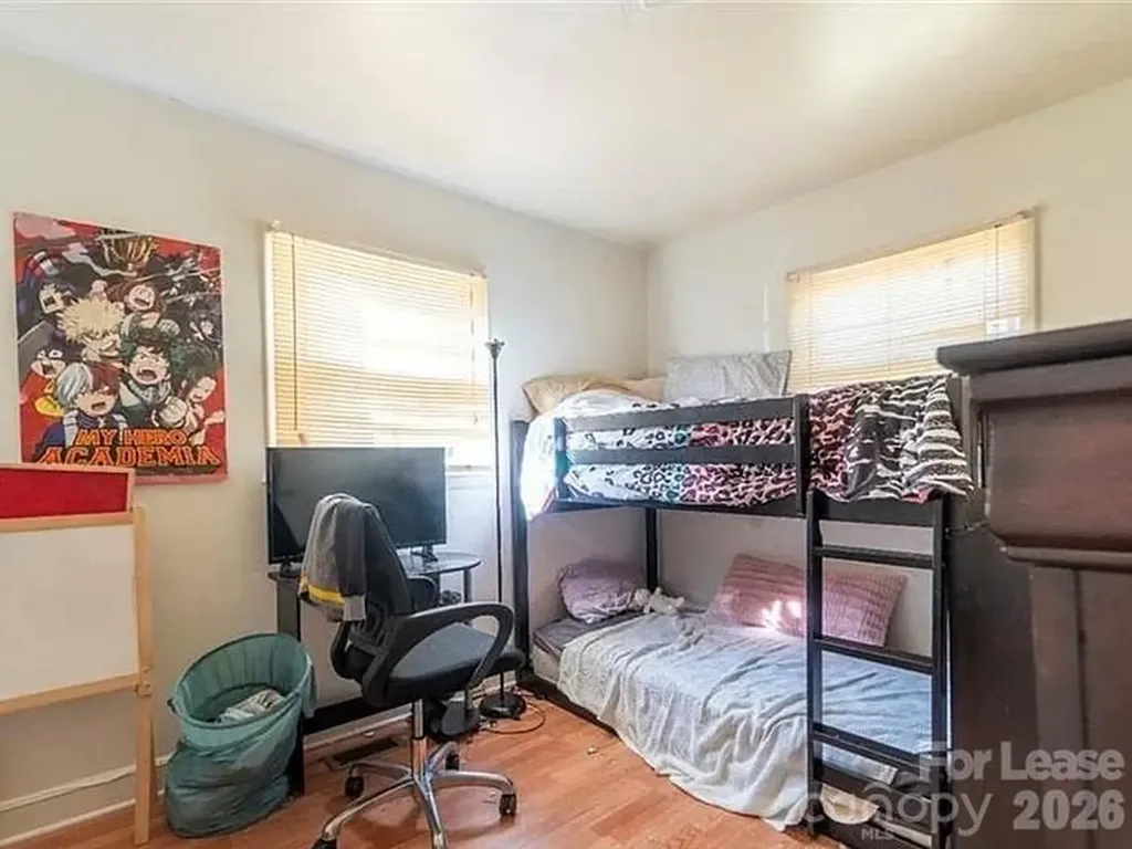2216 Bradley Street Greensboro NC 27406