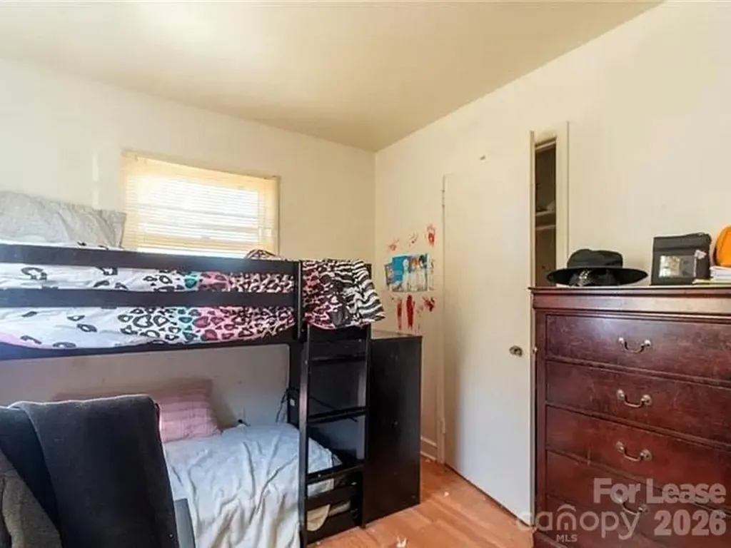 2216 Bradley Street Greensboro NC 27406