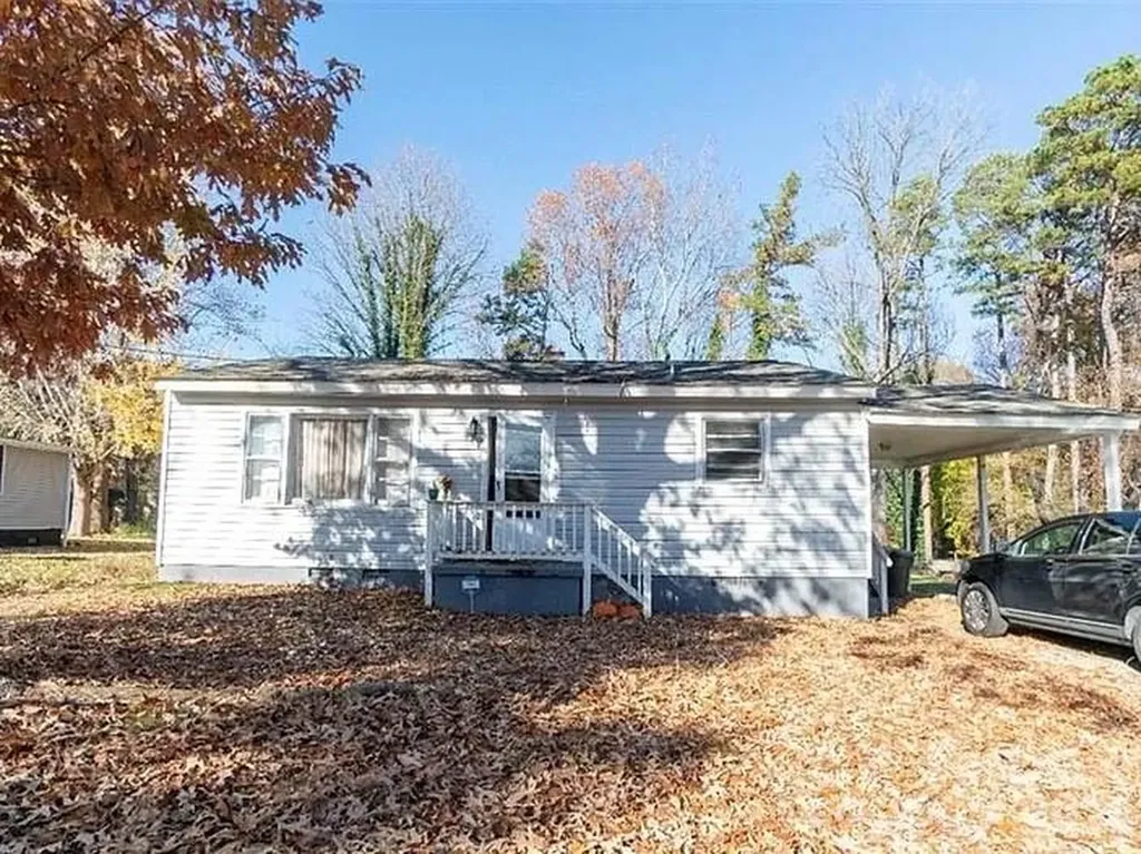 2216 Bradley Street Greensboro NC 27406
