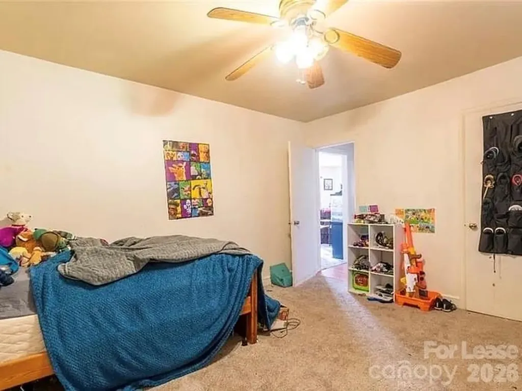 2216 Bradley Street Greensboro NC 27406