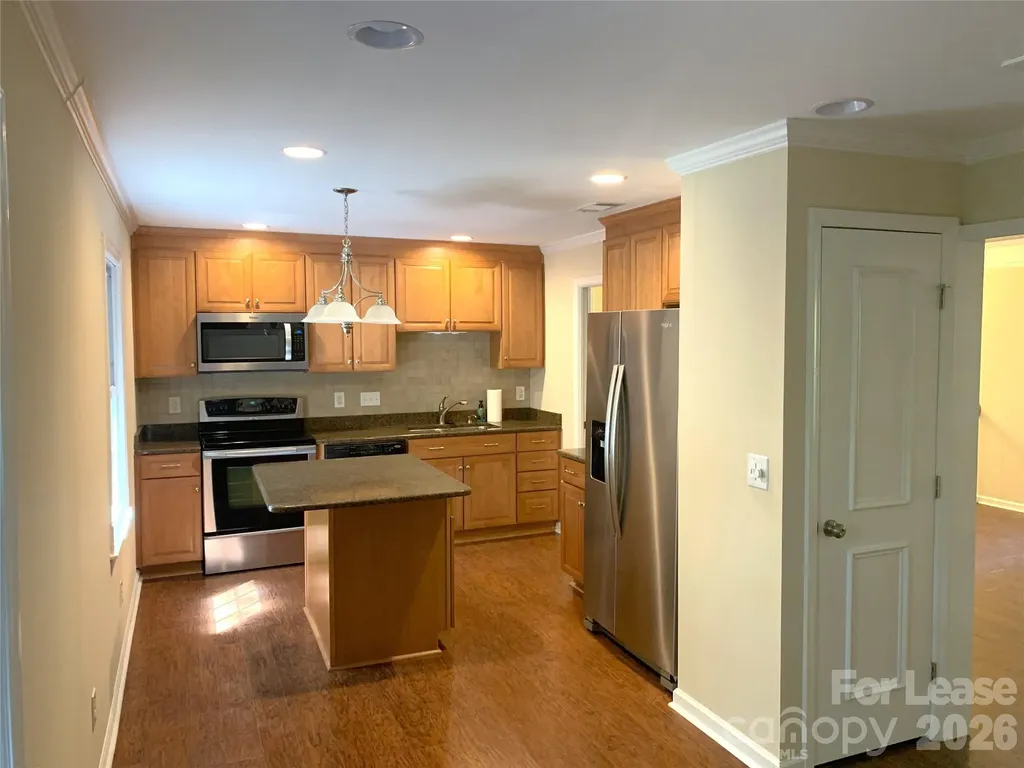 1114 Glenshannon Road Matthews NC 28105