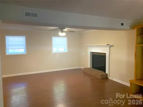 1114 Glenshannon Road Matthews NC 28105