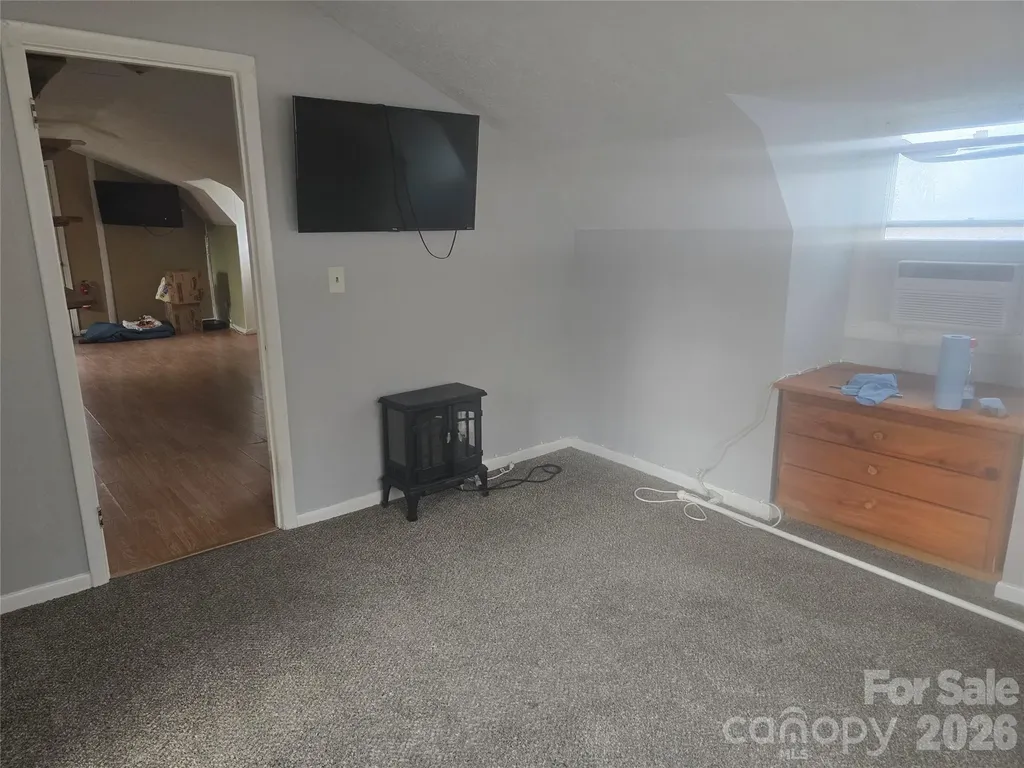 1480 Davis Mountain Road Hendersonville NC 28739