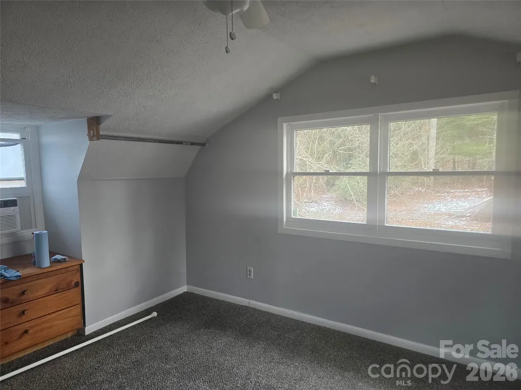 1480 Davis Mountain Road Hendersonville NC 28739