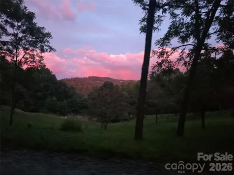 1480 Davis Mountain Road Hendersonville NC 28739
