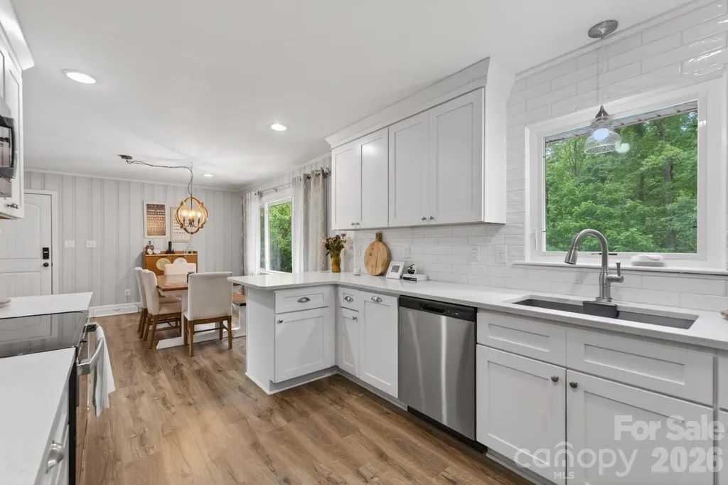 1100 Sunset Road Cherryville NC 28021