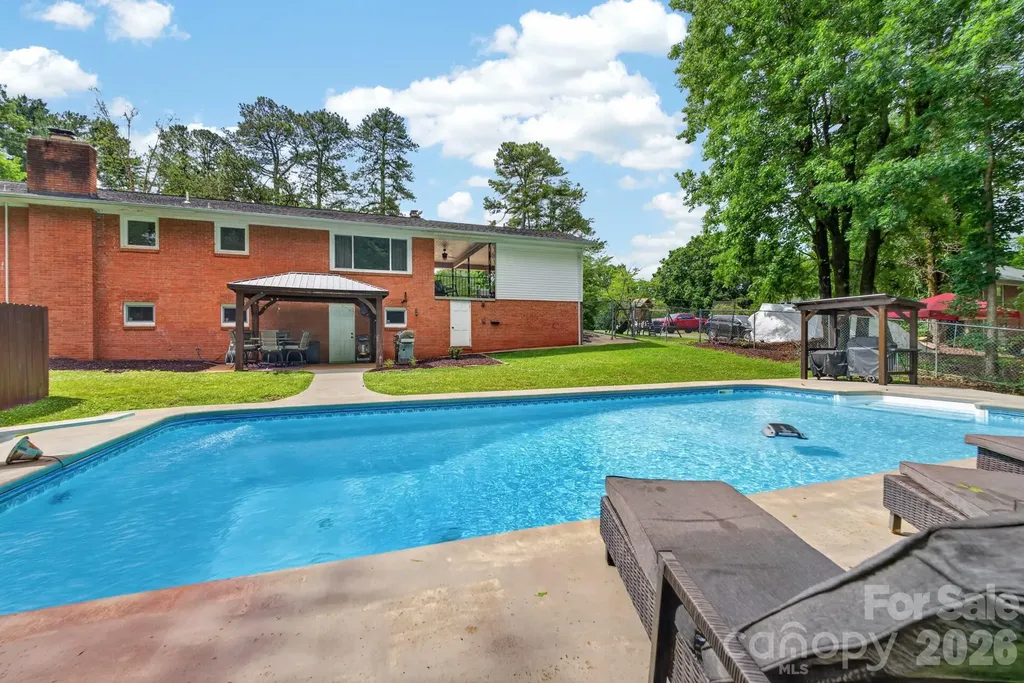 1100 Sunset Road Cherryville NC 28021