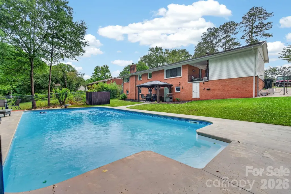 1100 Sunset Road Cherryville NC 28021