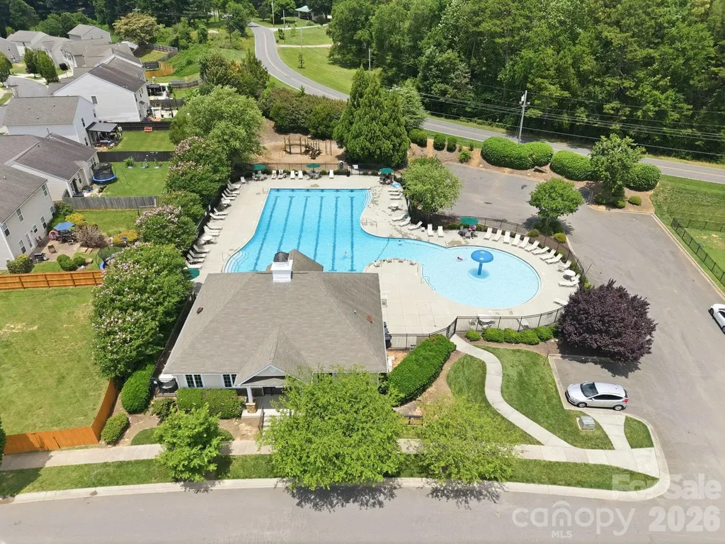 1706 Gaston Mountain Drive Dallas NC 28034