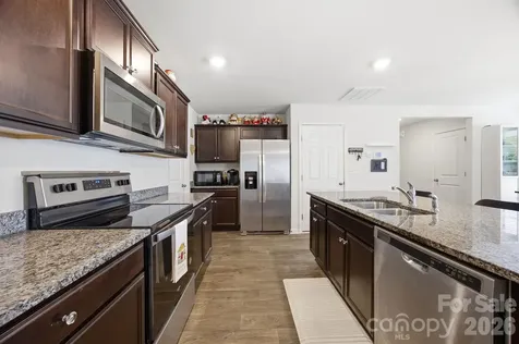 1706 Gaston Mountain Drive Dallas NC 28034