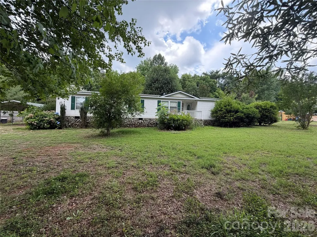 43702 Cypress Crossing Road New London NC 28127