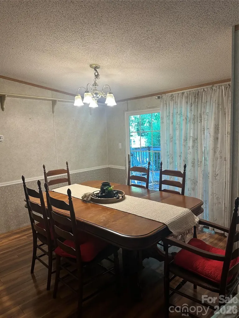 43702 Cypress Crossing Road New London NC 28127