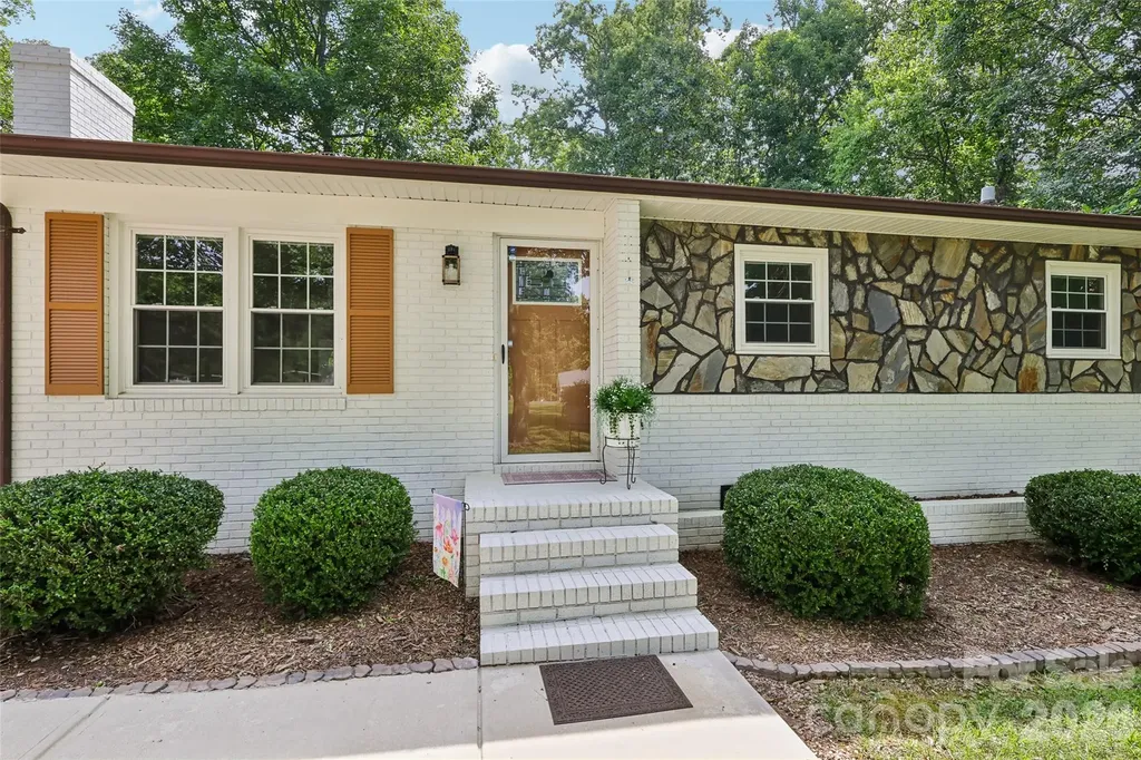 207 S Gold Branch Road Richfield NC 28137