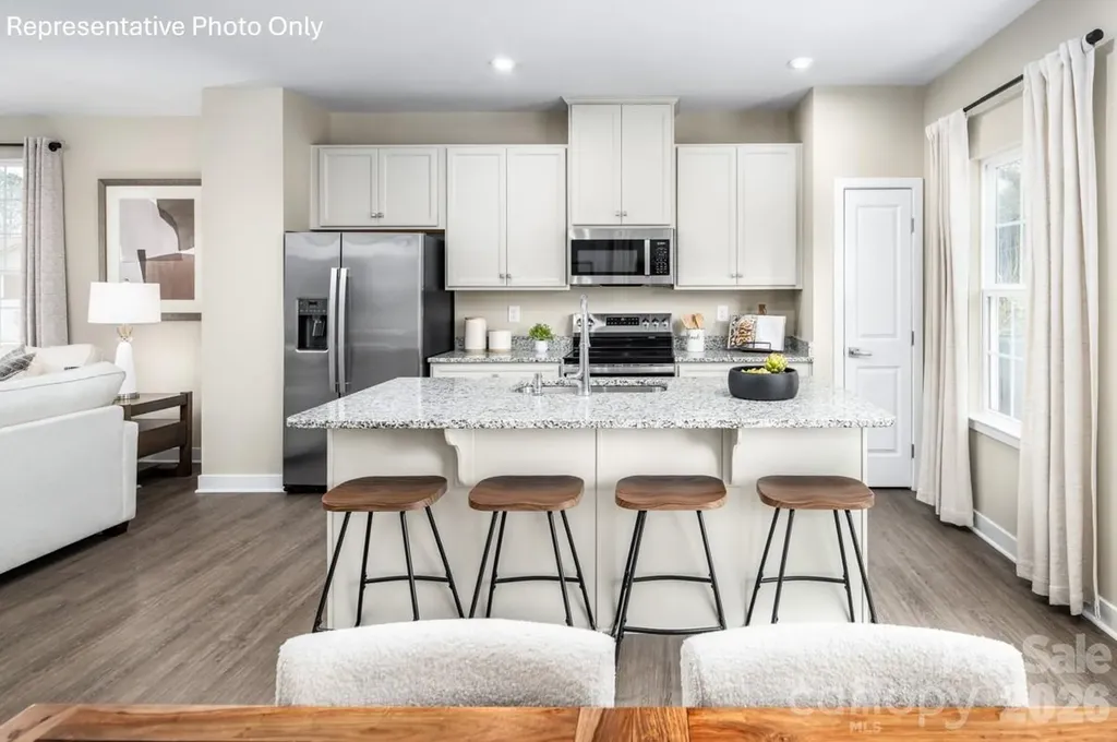 7345 Marino Court Charlotte NC 28212