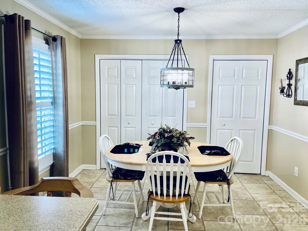 131 Landing Court Bessemer City NC 28016