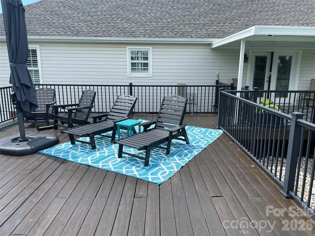 131 Landing Court Bessemer City NC 28016
