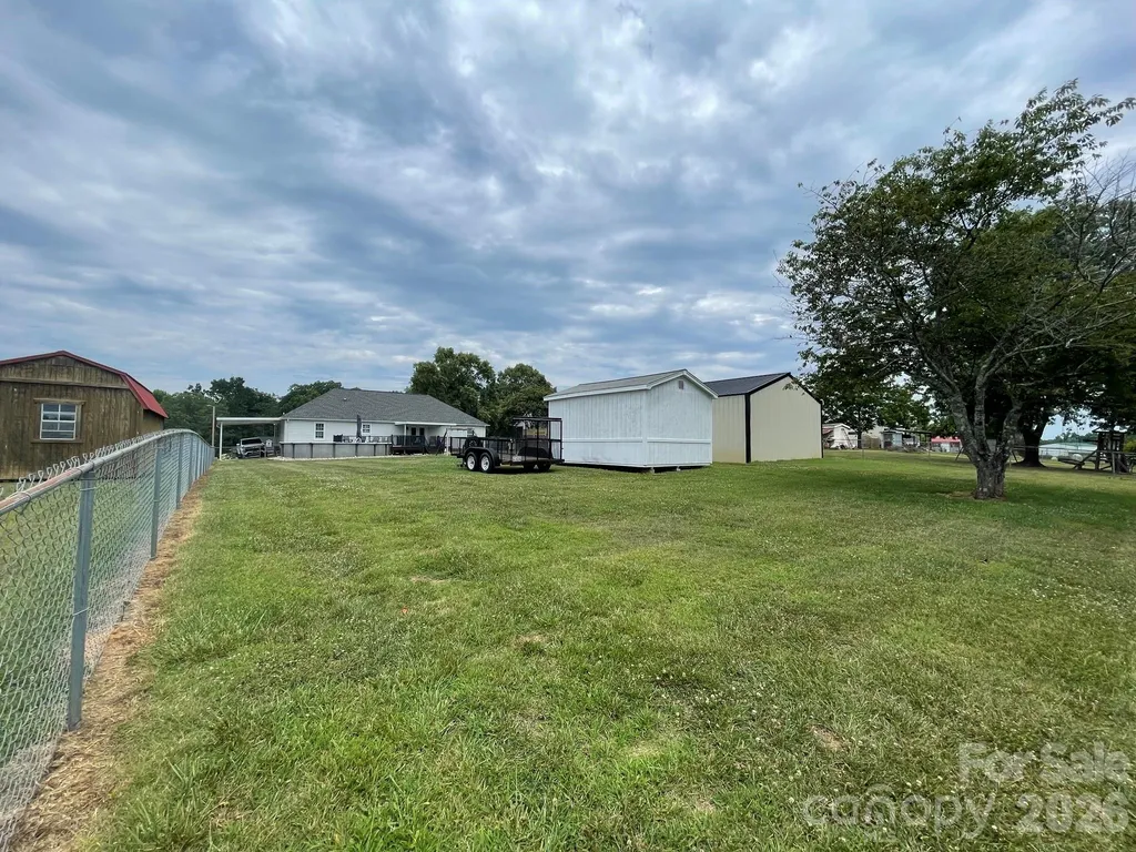131 Landing Court Bessemer City NC 28016