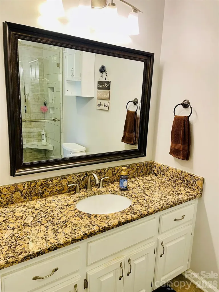 131 Landing Court Bessemer City NC 28016