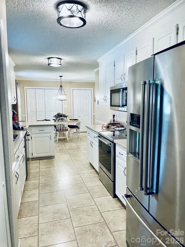 131 Landing Court Bessemer City NC 28016