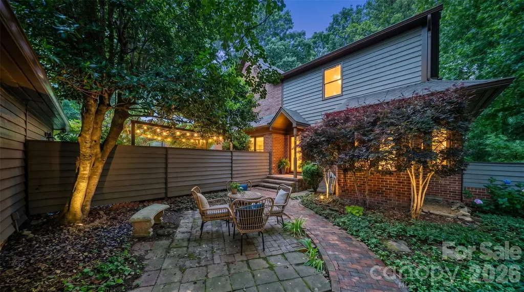 7407 Newmans Lane Charlotte NC 28270