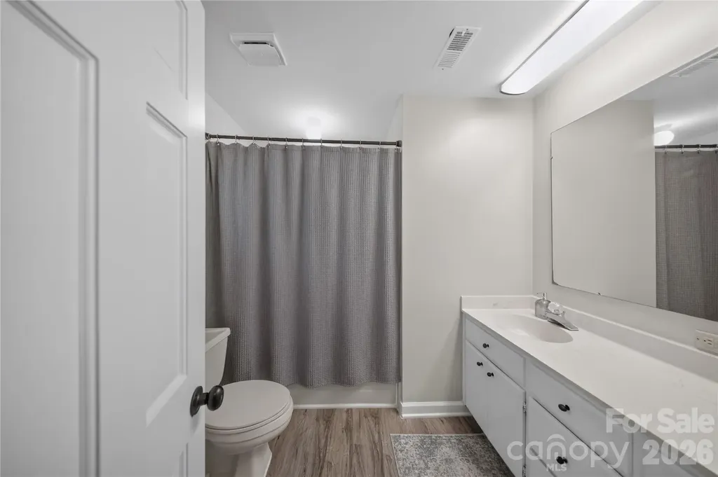 7407 Newmans Lane Charlotte NC 28270